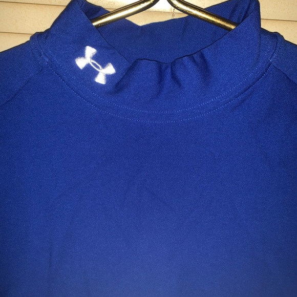 Under armor longsleeve semi turtleneck shirt - Picture 2 of 4